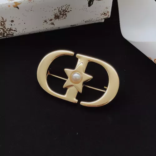 Cheap Christian Dior Brooches For Women #1390412 Replica Wholesale [$27.00 USD] [ITEM#1390412] on Replica Christian Dior Brooches