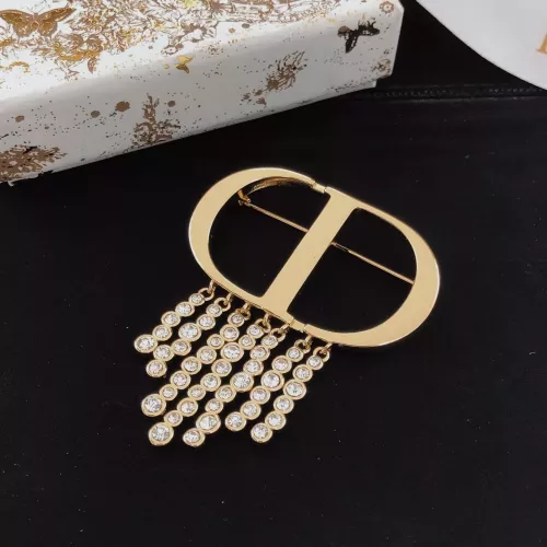 Cheap Christian Dior Brooches For Women #1390413 Replica Wholesale [$32.00 USD] [ITEM#1390413] on Replica Christian Dior Brooches