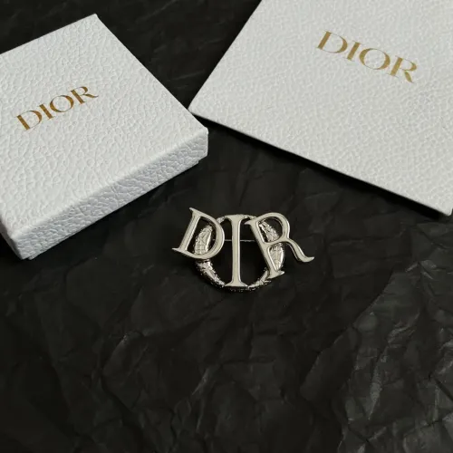 Cheap Christian Dior Brooches For Women #1390481 Replica Wholesale [$45.00 USD] [ITEM#1390481] on Replica Christian Dior Brooches