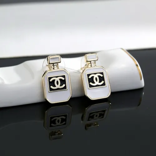 Cheap Chanel Earrings For Women #1390498 Replica Wholesale [$25.00 USD] [ITEM#1390498] on Replica Chanel Earrings