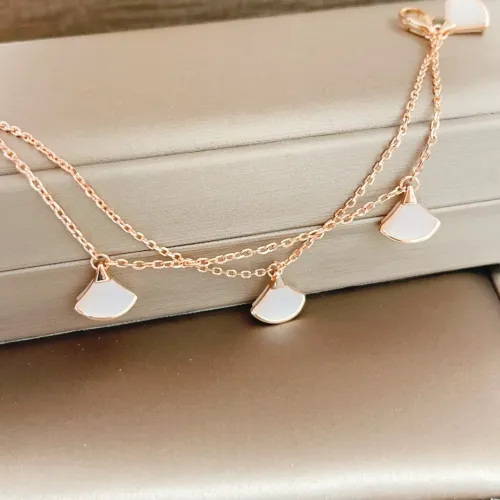 Cheap Bvlgari Bracelets For Women #1390509 Replica Wholesale [$32.00 USD] [ITEM#1390509] on Replica Bvlgari Bracelets