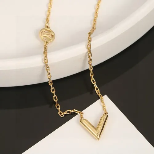 Cheap Louis Vuitton Necklaces #1390648 Replica Wholesale [$27.00 USD] [ITEM#1390648] on Replica Louis Vuitton Necklaces