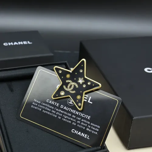 Cheap Chanel Brooches For Women #1390735 Replica Wholesale [$27.00 USD] [ITEM#1390735] on Replica Chanel Brooches