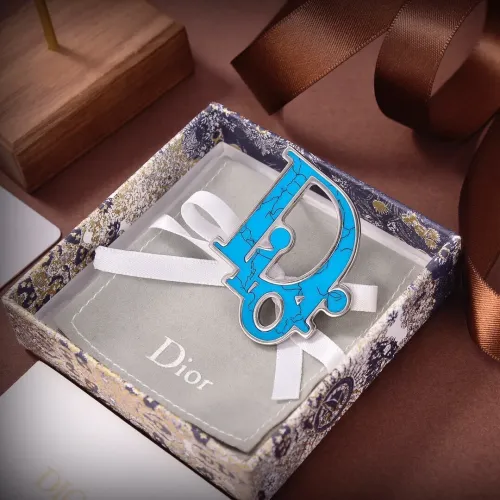 Cheap Christian Dior Brooches For Women #1390810 Replica Wholesale [$29.00 USD] [ITEM#1390810] on Replica Christian Dior Brooches