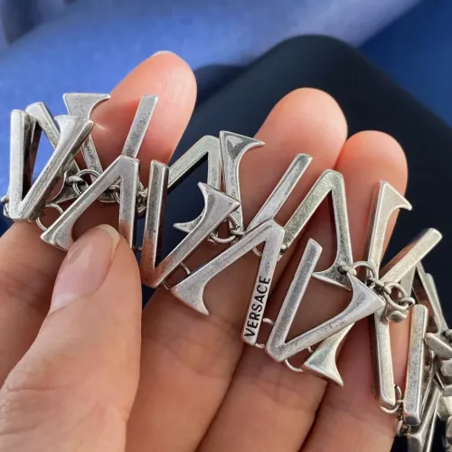 Cheap Versace Necklaces #1390926 Replica Wholesale [$38.00 USD] [ITEM#1390926] on Replica Versace Necklaces