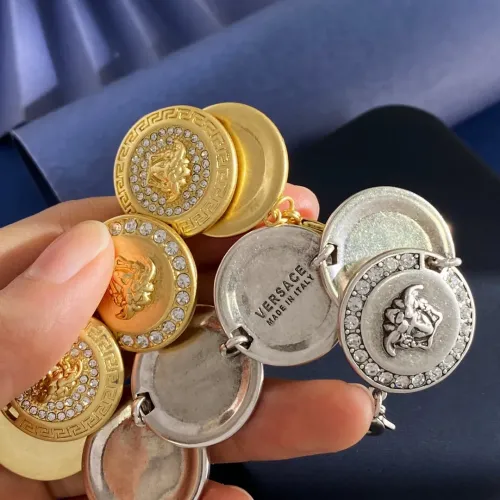 Cheap Versace Bracelets #1390928 Replica Wholesale [$34.00 USD] [ITEM#1390928] on Replica Versace Bracelets