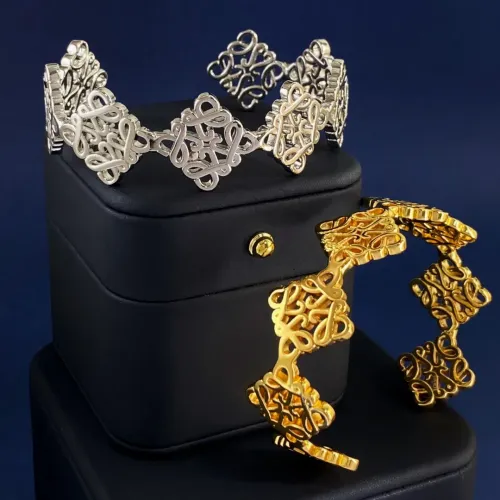 Cheap LOEWE Bracelets #1390930 Replica Wholesale [$32.00 USD] [ITEM#1390930] on Replica LOEWE Bracelets