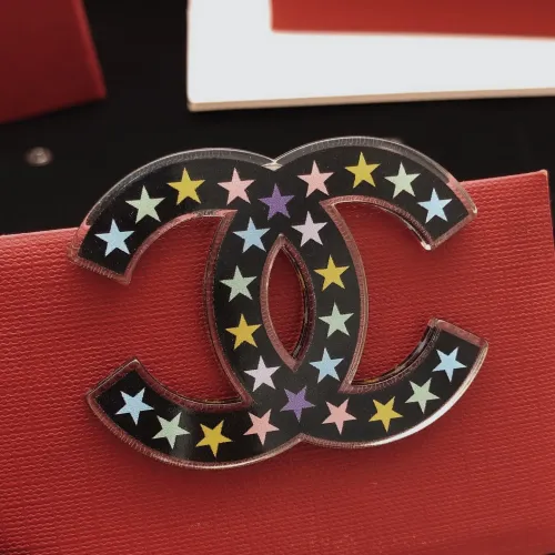 Chanel Brooches For Women #1390975