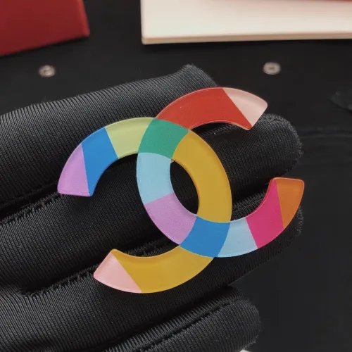 Cheap Chanel Brooches For Women #1390977 Replica Wholesale [$29.00 USD] [ITEM#1390977] on Replica Chanel Brooches
