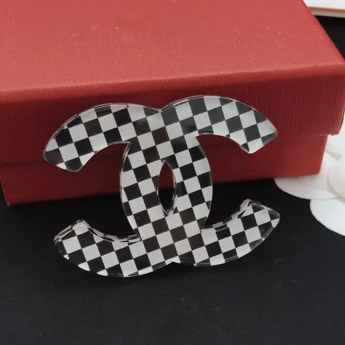 Cheap Chanel Brooches For Women #1390979 Replica Wholesale [$29.00 USD] [ITEM#1390979] on Replica Chanel Brooches