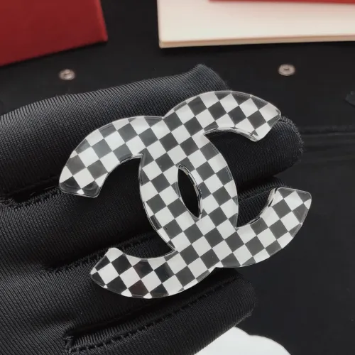 Cheap Chanel Brooches For Women #1390979 Replica Wholesale [$29.00 USD] [ITEM#1390979] on Replica Chanel Brooches