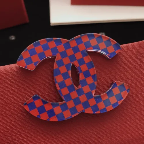Chanel Brooches For Women #1390980