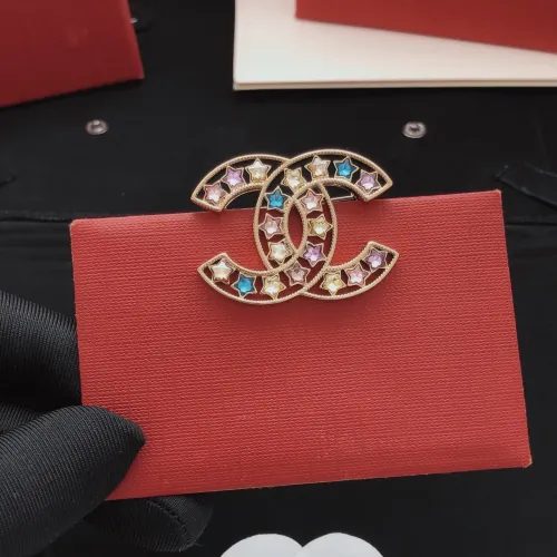 Cheap Chanel Brooches For Women #1390991 Replica Wholesale [$29.00 USD] [ITEM#1390991] on Replica Chanel Brooches