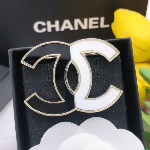 Cheap Chanel Brooches For Women #1390992 Replica Wholesale [$32.00 USD] [ITEM#1390992] on Replica Chanel Brooches