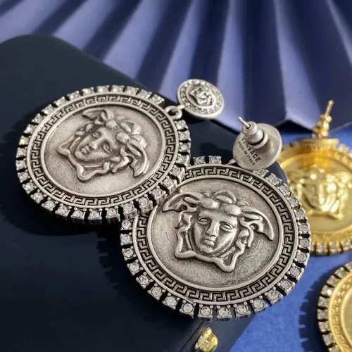 Cheap Versace Earrings For Women #1391006 Replica Wholesale [$34.00 USD] [ITEM#1391006] on Replica Versace Earrings