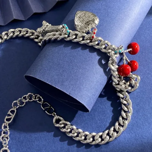 Cheap Valentino Necklaces For Women #1391014 Replica Wholesale [$45.00 USD] [ITEM#1391014] on Replica Valentino Necklaces