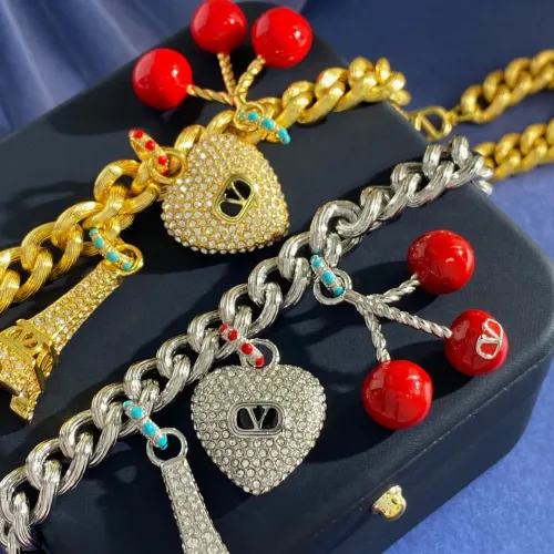 Cheap Valentino Necklaces For Women #1391015 Replica Wholesale [$45.00 USD] [ITEM#1391015] on Replica Valentino Necklaces