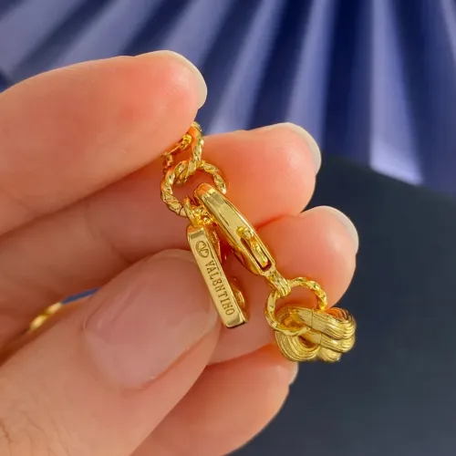 Cheap Valentino Necklaces For Women #1391015 Replica Wholesale [$45.00 USD] [ITEM#1391015] on Replica Valentino Necklaces