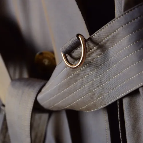 Cheap Burberry Trench Coat Long Sleeved For Women #1391046 Replica Wholesale [$172.00 USD] [ITEM#1391046] on Replica Burberry Trench Coat