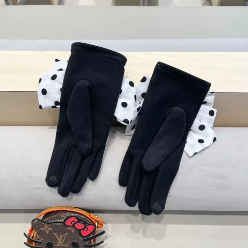 Cheap Chanel Gloves For Women #1391488 Replica Wholesale [$40.00 USD] [ITEM#1391488] on Replica Chanel Gloves