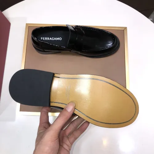 Cheap Salvatore Ferragamo Leather Shoes For Men #1391772 Replica Wholesale [$100.00 USD] [ITEM#1391772] on Replica Salvatore Ferragamo Leather Shoes