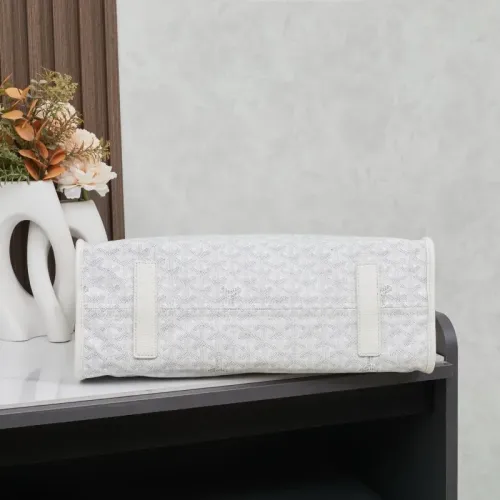 Cheap Goyard AAA Quality Shoulder Bags For Women #1391945 Replica Wholesale [$72.00 USD] [ITEM#1391945] on Replica Goyard AAA Quality Shoulder Bags