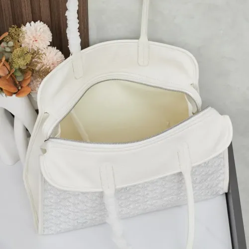 Cheap Goyard AAA Quality Shoulder Bags For Women #1391945 Replica Wholesale [$72.00 USD] [ITEM#1391945] on Replica Goyard AAA Quality Shoulder Bags