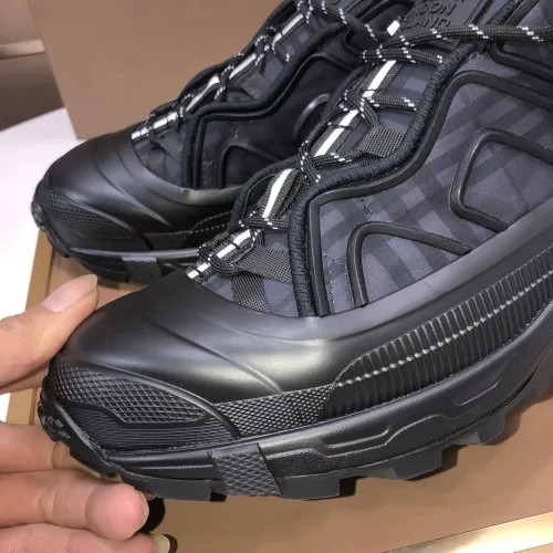 Cheap Burberry Casual Shoes For Men #1391971 Replica Wholesale [$122.00 USD] [ITEM#1391971] on Replica Burberry Casual Shoes