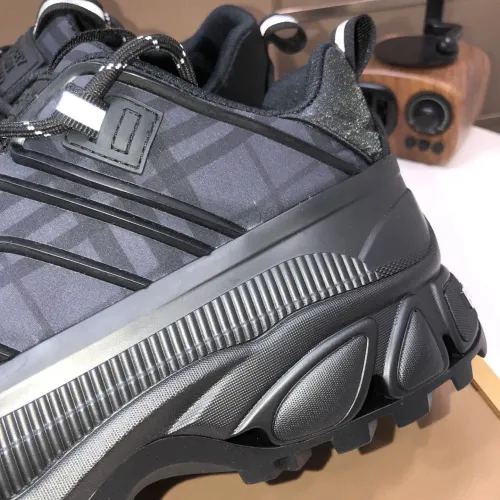 Cheap Burberry Casual Shoes For Men #1391971 Replica Wholesale [$122.00 USD] [ITEM#1391971] on Replica Burberry Casual Shoes