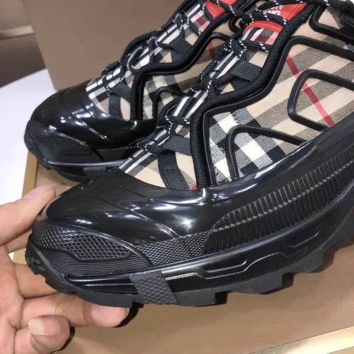 Cheap Burberry Casual Shoes For Men #1391972 Replica Wholesale [$122.00 USD] [ITEM#1391972] on Replica Burberry Casual Shoes