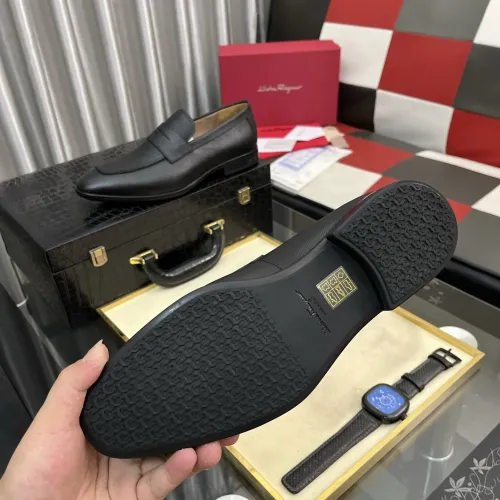 Cheap Salvatore Ferragamo Leather Shoes For Men #1392075 Replica Wholesale [$108.00 USD] [ITEM#1392075] on Replica Salvatore Ferragamo Leather Shoes
