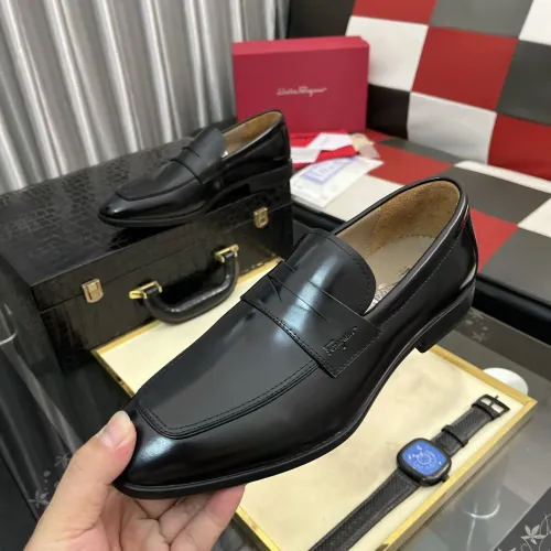 Cheap Salvatore Ferragamo Leather Shoes For Men #1392084 Replica Wholesale [$108.00 USD] [ITEM#1392084] on Replica Salvatore Ferragamo Leather Shoes