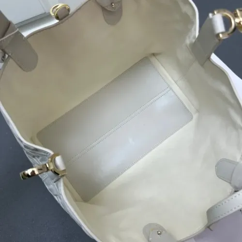 Cheap Christian Dior AAA Quality Handbags For Women #1392157 Replica Wholesale [$132.00 USD] [ITEM#1392157] on Replica Christian Dior AAA Quality Handbags