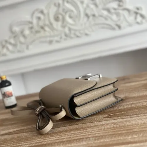 Cheap Hermes AAA Quality Messenger Bags For Women #1392440 Replica Wholesale [$96.00 USD] [ITEM#1392440] on Replica Hermes AAA Quality Messenger Bags