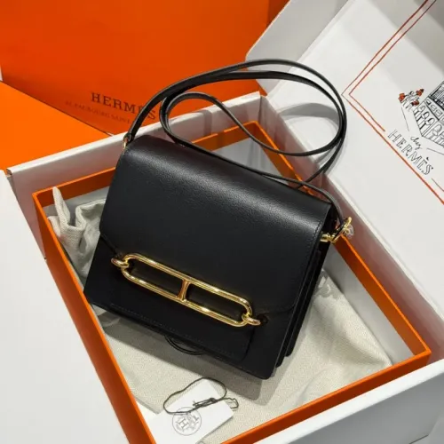 Hermes AAA Quality Messenger Bags For Women #1392469