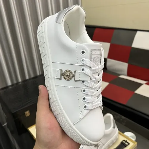 Cheap Versace Casual Shoes For Men #1392476 Replica Wholesale [$76.00 USD] [ITEM#1392476] on Replica Versace Casual Shoes