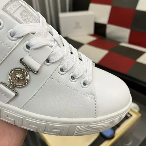 Cheap Versace Casual Shoes For Men #1392476 Replica Wholesale [$76.00 USD] [ITEM#1392476] on Replica Versace Casual Shoes