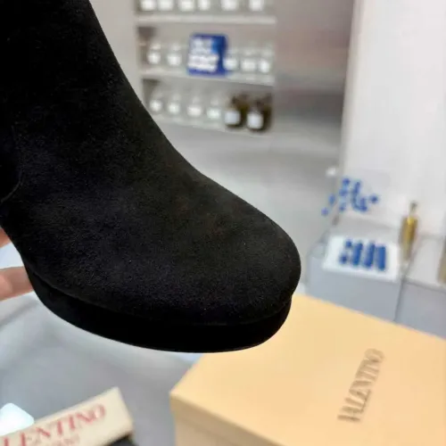 Cheap Valentino Boots For Women #1392594 Replica Wholesale [$192.00 USD] [ITEM#1392594] on Replica Valentino Boots