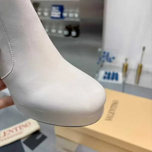 Cheap Valentino Boots For Women #1392595 Replica Wholesale [$192.00 USD] [ITEM#1392595] on Replica Valentino Boots