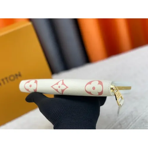 Cheap Louis Vuitton LV Long Wallets For Women #1392630 Replica Wholesale [$40.00 USD] [ITEM#1392630] on Replica Louis Vuitton LV Wallets