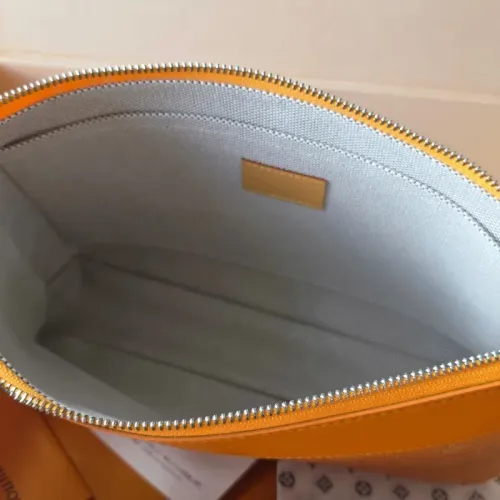 Cheap Louis Vuitton AAA Quality Toilet Pouches For Women #1392668 Replica Wholesale [$102.00 USD] [ITEM#1392668] on Replica Louis Vuitton AAA Quality Pouches