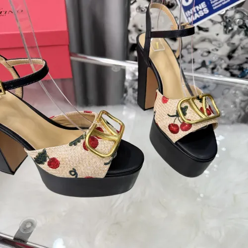 Cheap Valentino Sandal For Women #1392684 Replica Wholesale [$85.00 USD] [ITEM#1392684] on Replica Valentino Sandal