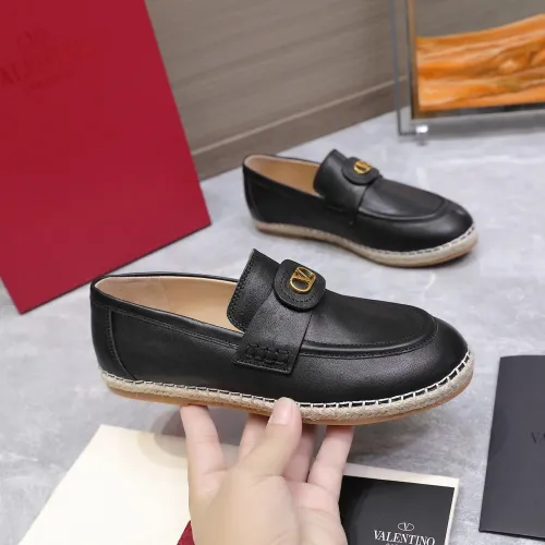 Cheap Valentino Flat Shoes For Women #1392690 Replica Wholesale [$108.00 USD] [ITEM#1392690] on Replica Valentino Flat Shoes