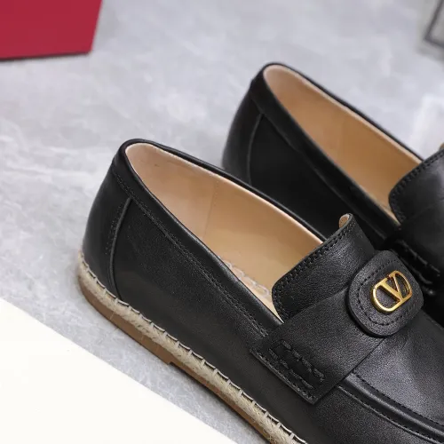 Cheap Valentino Flat Shoes For Women #1392690 Replica Wholesale [$108.00 USD] [ITEM#1392690] on Replica Valentino Flat Shoes