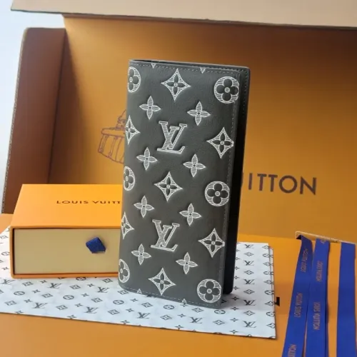 Louis Vuitton AAA Quality Long Wallets #1392700