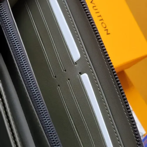 Cheap Louis Vuitton AAA Quality Long Wallets #1392701 Replica Wholesale [$92.00 USD] [ITEM#1392701] on Replica Louis Vuitton AAA+ Quality Wallets