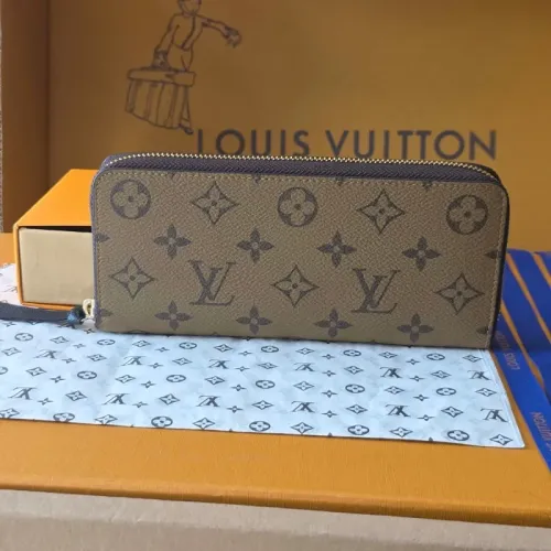 Louis Vuitton AAA Quality Long Wallets #1392717
