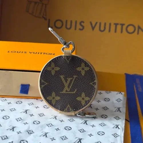 Cheap Louis Vuitton LV Bag Buckle #1392795 Replica Wholesale [$60.00 USD] [ITEM#1392795] on Replica Louis Vuitton LV Key Holder And Bag Buckle