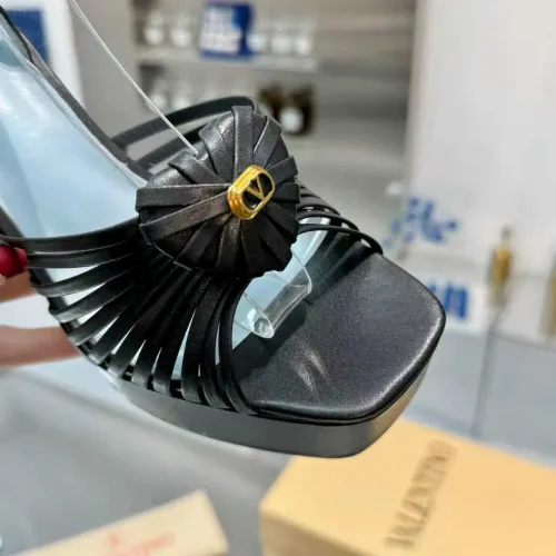 Cheap Valentino Sandal For Women #1392871 Replica Wholesale [$122.00 USD] [ITEM#1392871] on Replica Valentino Sandal