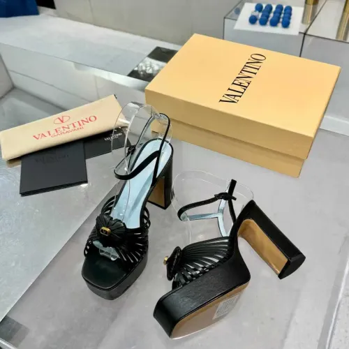 Cheap Valentino Sandal For Women #1392871 Replica Wholesale [$122.00 USD] [ITEM#1392871] on Replica Valentino Sandal